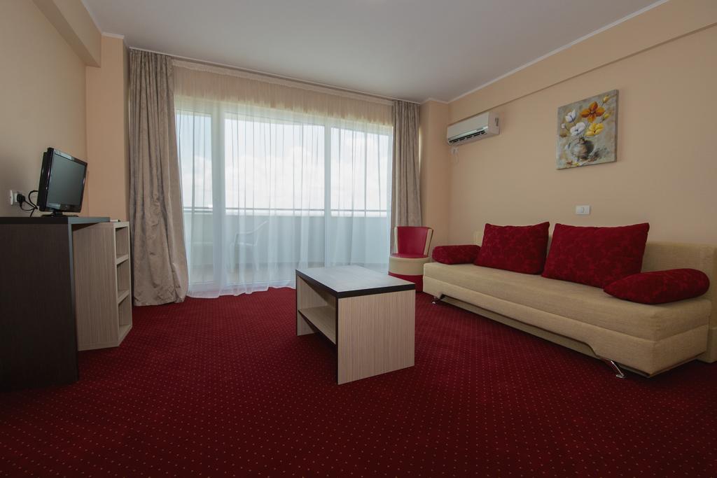 Hotel Romantic Mamaia Kültér fotó